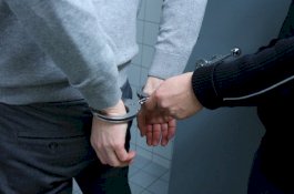 Ratusan Ekstrimis Bangladesh Serahkan Diri ke Polisi