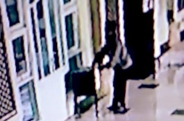 Pencuri Celengan Masjid Agung Jeneponto Terekam CCTV