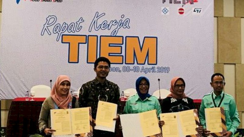 Dinas Penanaman Modal Pelayanan Terpadu Satu Pintu (DPMPTSP) Jeneponto melakukan penandatanganan kerja sama dengan BPPT terkait penggunaan sertifikat digital dalam penerbitan perizinan.