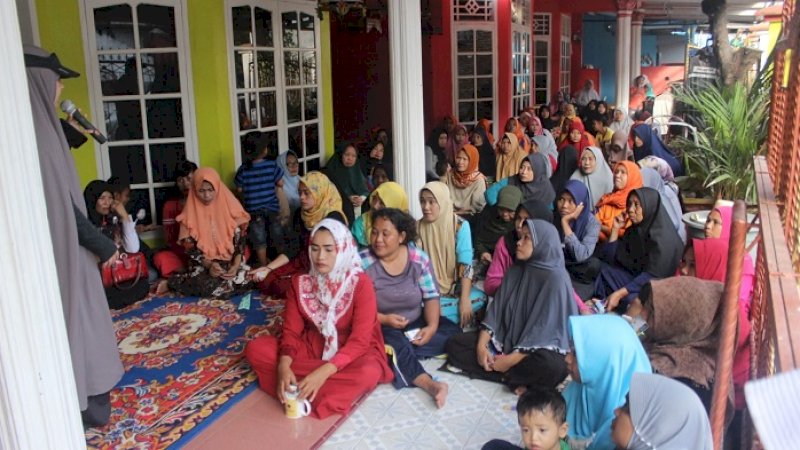 Dua lokasi di Kecamatan Tamalanrea, yakni Tamalanrea Indah dan Buntusu kembali menjadi sasaran blusukan dan dialog caleg DPR RI, Aura Aulia Imandara Danny Pomanto, Rabu (10/4/2019).