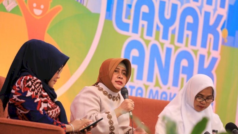 Bunda Kota Layak Anak Makassar, Indira Jusuf Ismail mengajak masyarakat untuk konsisten menciptakan ruang yang layak dan ramah bagi anak.