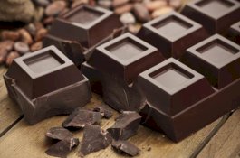 7 Khasiat Makan Cokelat Saat Pagi Hari