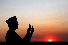 Lakukan Amalan Ini agar Terhindar dari Pedihnya Api Neraka