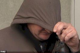 Di Masjid Christchurch Pria Berbaju Trump Teriak, 