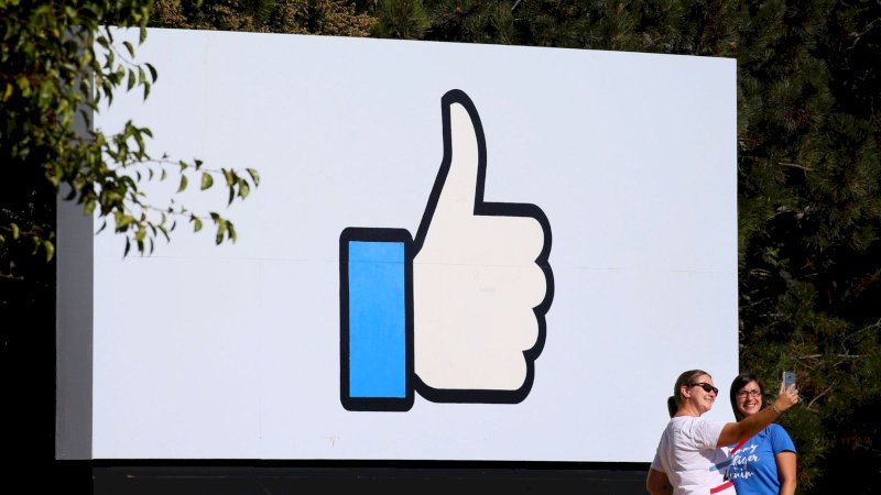 Facebook Berencana Kembalikan Fitur Chatnya ke Aplikasi Utama
