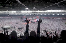 Sukarno KW Hadiri Kampanye Akbar Jokowi-Ma'ruf Amin di GBK