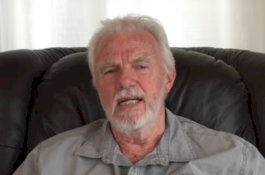 Pemburu ini Klaim Sudah Bunuh 5.000 Gajah dan 800 Kerbau