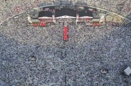 Massa Jokowi Pecahkan Rekor Kampanye Prabowo, Iwan Fals: Busett