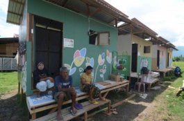 Huntara Sempit, Korban Gempa Palu Salurkan Hasrat Biologis di Hutan