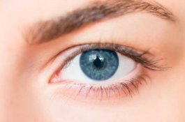 Photopsia: Gejala, Diagnosis dan Perawatannya