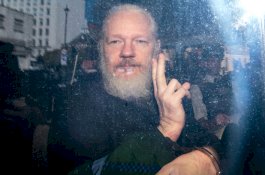 Foto Ini Picu Penangkapan Pendiri WikiLeaks Julian Assange