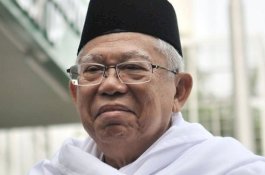 Ma'ruf Amin Jelang Pencoblosan: Mengaji di Rumah