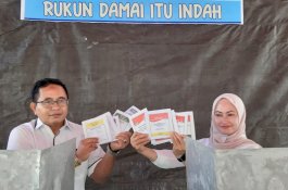 Bersama Suami Masuki TPS, Bupati Luwu Utara: Alhamdulillah, Ikhtiar Sudah Selesai