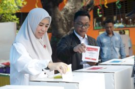 Usai Gunakan Hak Suara, Ilham Azikin: Terima Kasih Warga Bantaeng