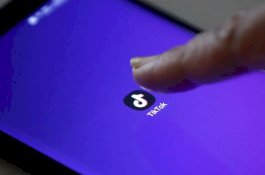 Google dan Apple Blokir TikTok dari Toko Aplikasinya di India