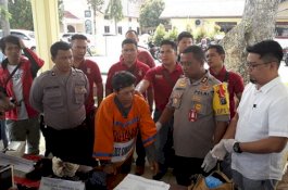 Ditagih Bayaran Usai Kencan di Kebun, Pria Mabuk Tikam Janda hingga Tewas