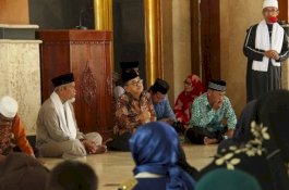 Tutup Festival Anak Sholeh, Wali Kota Palopo Janjikan Beasiswa Bagi Penghafal Alquran