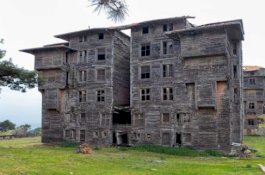 Dulu Panti Asuhan, Lihat Kondisi Terkini Bangunan Kayu Tertua di Eropa