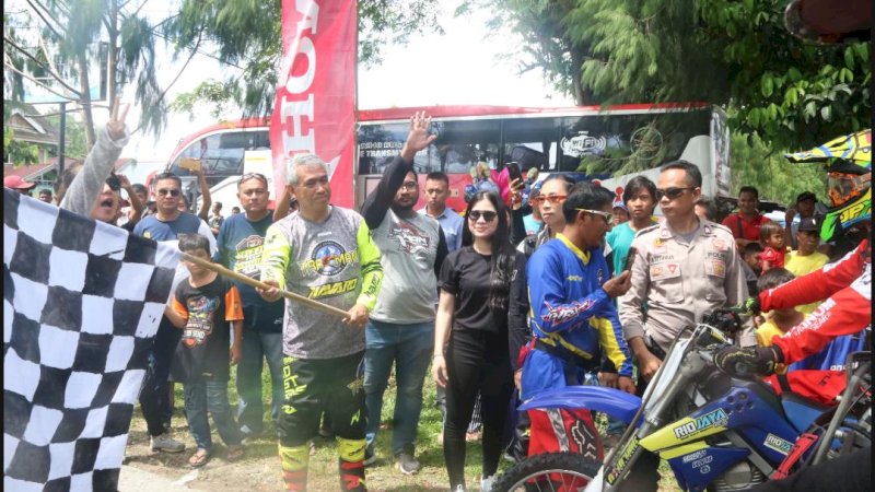 Bupati Luwu Timur Lepas Peserta Trail Adventure Jelajah Alam Mangkutana 2019