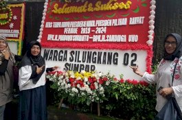 Tak Ada Karangan Bunga untuk Jokowi, Erick Thohir Bilang Begini kepada Pendukung