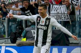 Luar Biasa! CR7 Pemain Pertama Taklukkan Liga Inggris, Spanyol, dan Italia