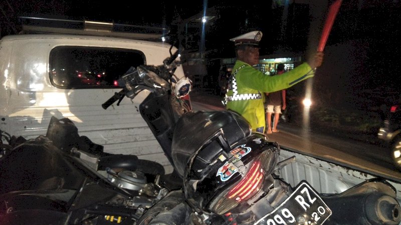 Disenggol Mobil, Pengendara Motor di Jeneponto Tewas Diseret Truk