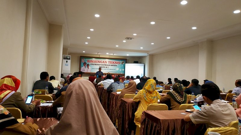 Tingkatkan Edukasi Kelembagaan Koperasi,  Diskop Makassar Gelar Bimtek