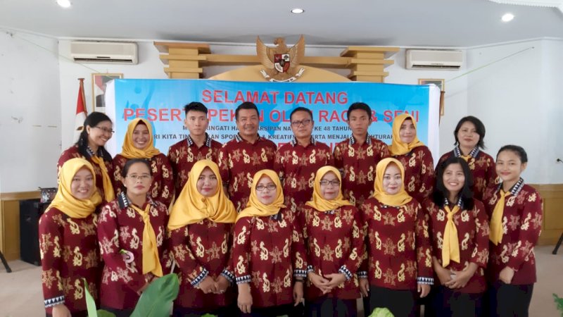 Kadis DPK Lutim Ikut Lomba Paduan Suara Porseni Kearsipan