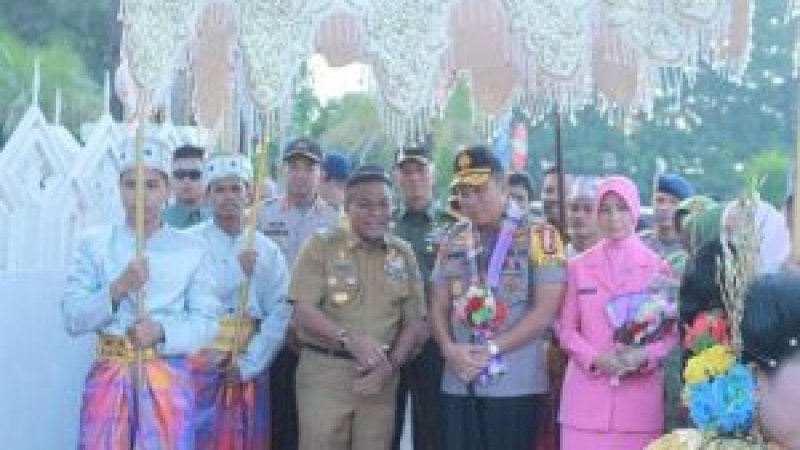 Bupati Bone Sambut Kapolda Sulawesi Selatan