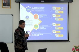 Direktur Politeknik ATI Makassar Ingatkan Pentingnya Etika dalam Bekerja