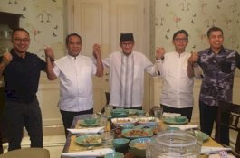 Bahas C1, Malam-malam Sekjen Parpol Merapat ke Rumah Sandiaga Uno