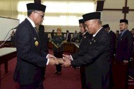 Kakak Sudirman Sulaiman Resmi Berkantor di Pemprov Sulsel