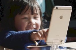 WHO: Anak-anak Usia 2 Tahun Seharusnya Tak Lihat Layar Lebih dari Sejam