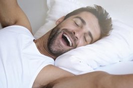 Hei, Ladies! Cowok Humoris Lebih Jago di Ranjang Loh