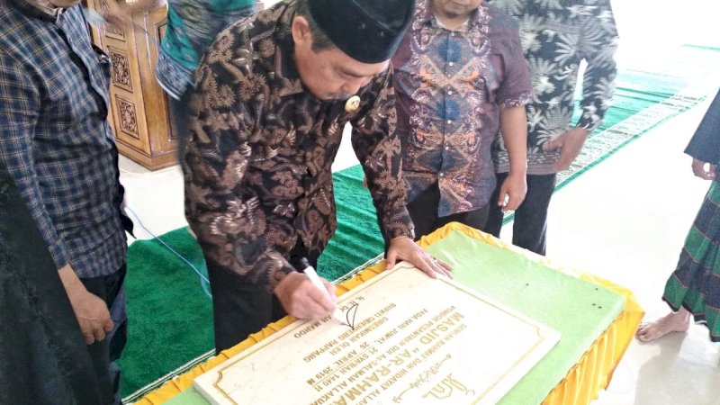 Resmikan Ponpes DDI As-Salman Allakuang, Dollah Mando Pesankan Ini