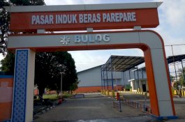 Pasar Induk Beras Terbesar KTI Ada di Parepare