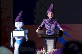 Didampingi Robot, Danny Luncurkan F8, Menpar: Semoga Gubernur Sulsel Support