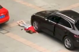 Diajak Balikan Menolak, Mahasiswi Dilindas Mobil oleh Mantannya