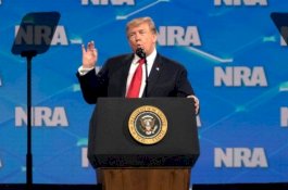 Trump Akan Menarik AS Dari Perjanjian Perdagangan Senjata Internasional