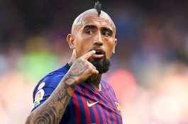 Messi-Ronaldo Pun Tak Bisa, Vidal Juara Liga 8 Musim Beruntun