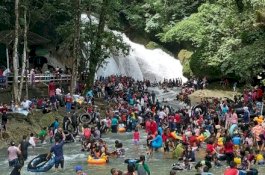 Akhir Pekan Ceria, Pengunjung Padati Wisata Bantimurung
