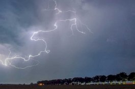 Termasuk Sulsel, Sejumlah Daerah Berpotensi Cuaca Ekstrem