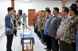 Wabup Kukuhkan Pengurus Kerukunan Keluarga Bulukumba