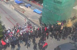 Hindari Kawasan Flyover Makassar, Buruh Tutup Jalan Pettarani