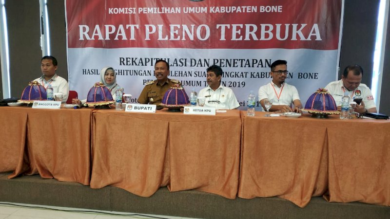 Wakil Bupati Bone Buka Rapat Pleno KPU