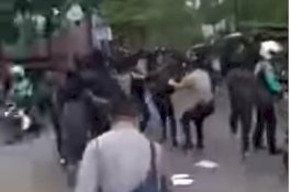 Demo Hari Buruh Berakhir Ricuh, Polisi Injak-injak Wartawan