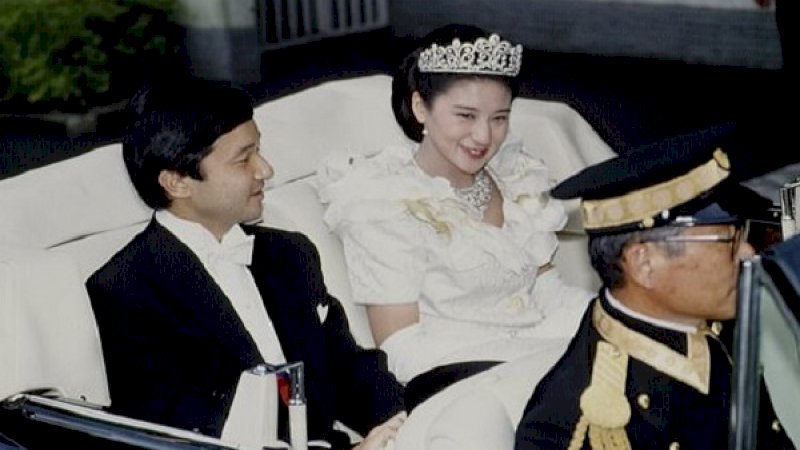 Pangeran Naruhito dan Putri Masako saat menikah.