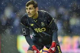 Iker Casillas Dilarikan ke RS Akibat Serangan Jantung