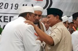 Demokrat Minta Prabowo Tak Mesti Patuhi Titah Habib Rizieq