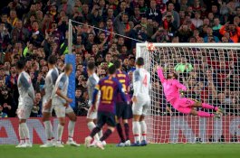 Kagum Lihat Gol Free Kick Messi, Klopp: Tembakan yang Indah